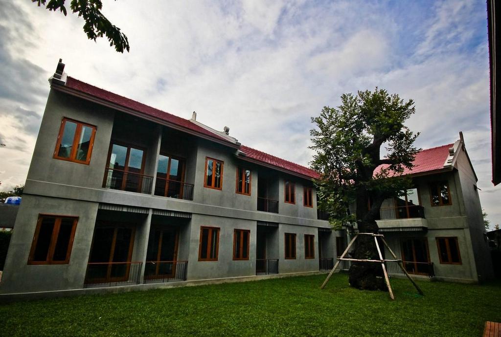 Chu Hotel Chiang Mai Exterior foto